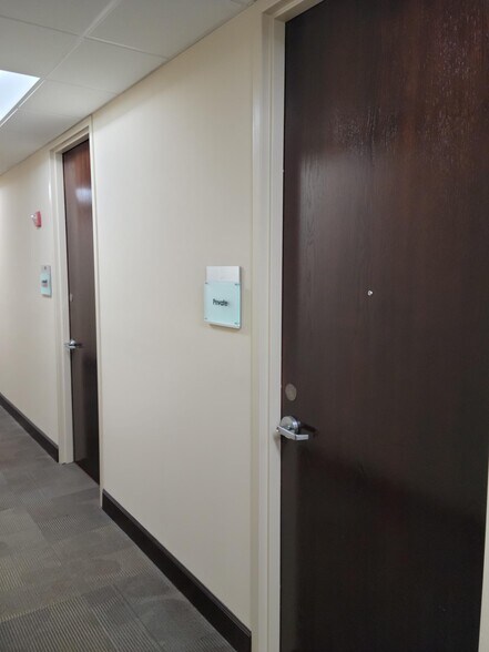 More Photos Of 7771 W Oakland Park Blvd, Fort Lauderdale Office For Lease