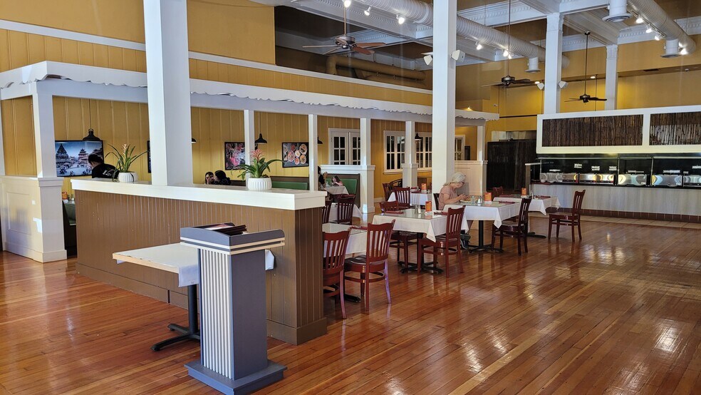 More Photos Of 618 5th St, Santa Rosa Office For Sale