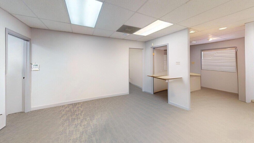 More Photos Of 11719-11725 Whisper Valley St, San Antonio Office For Lease