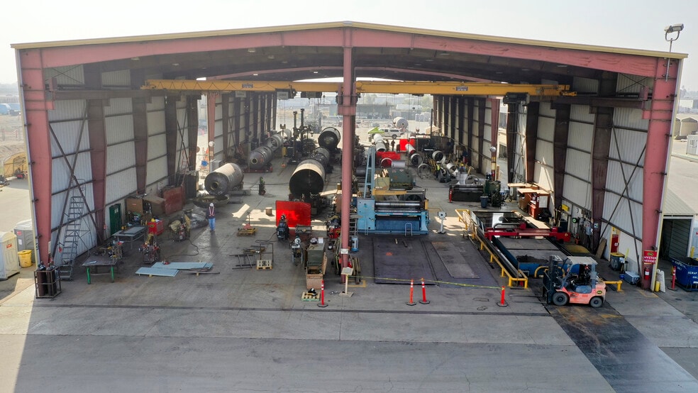 More Photos Of 1500 S Union Ave, Bakersfield Warehouse For Sale