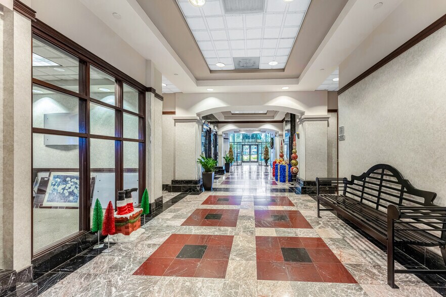 More Photos Of 18501 Murdock Cir, Port Charlotte Medical For Lease