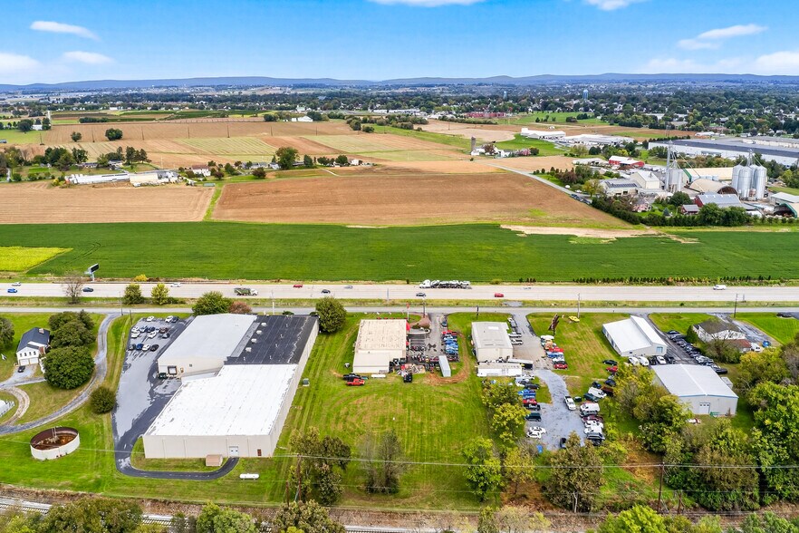 More Photos Of 2350 Dairy Rd, Lancaster Auto Dealership For Lease