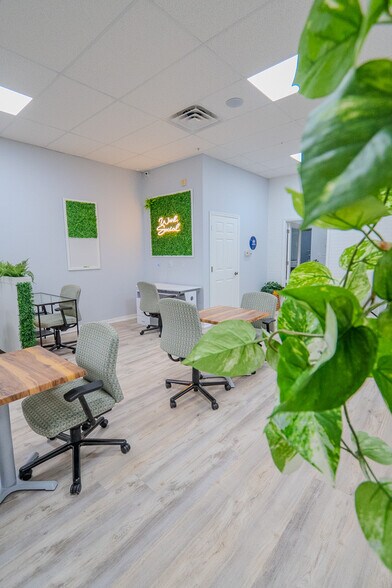 More Photos Of 642-660 SW Port St Lucie Blvd, Port Saint Lucie Coworking Space