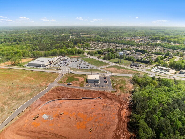 More Photos Of 380 Gainesville Hwy, Winder Freestanding For Sale