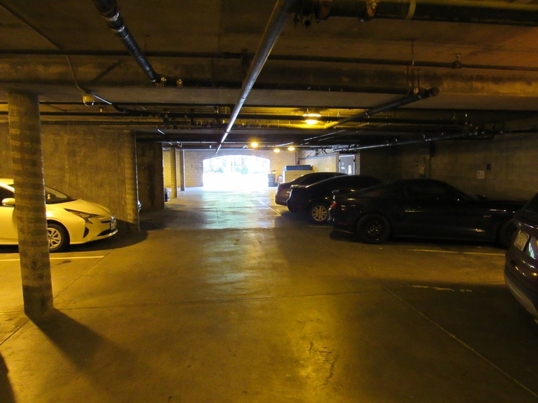 More Photos Of 745 Emerson St, Palo Alto Loft Creative Space For Lease