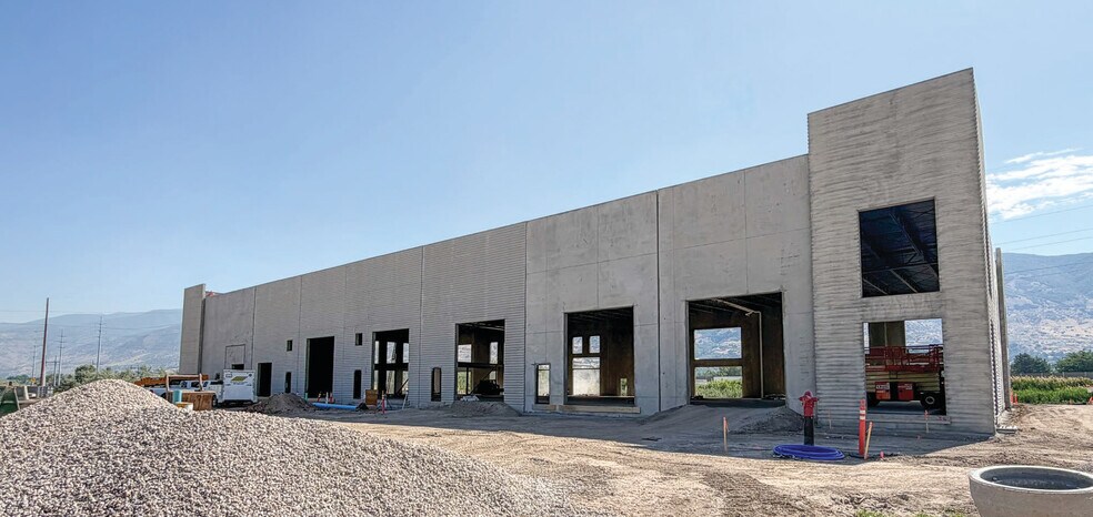 More Photos Of 1041 N 950 W, Centerville Warehouse For Lease