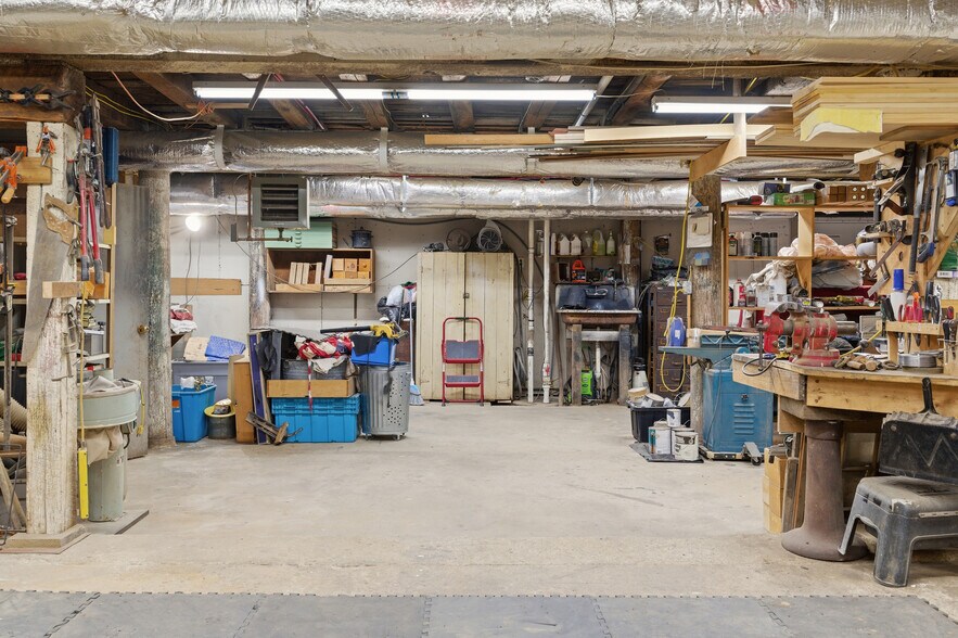 More Photos Of 953 Victory Hwy, Burrillville Bar For Sale