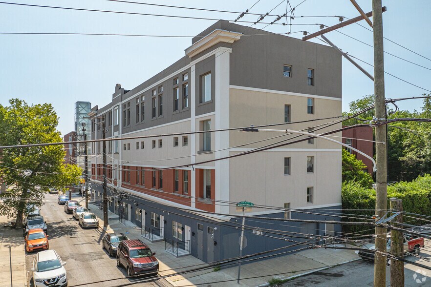 More Photos Of 1534 N 16th St, Philadelphia Apartments For Sale