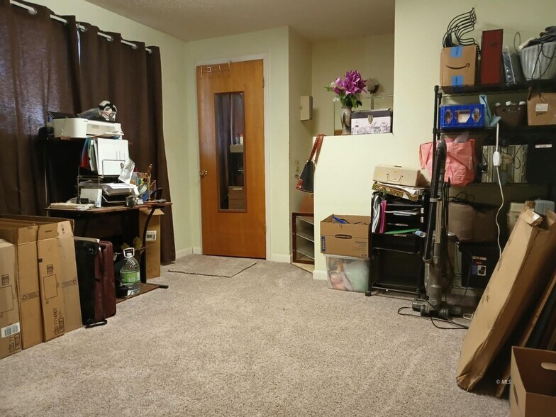 More Photos Of 1400 W 11th St, Alturas Specialty For Sale