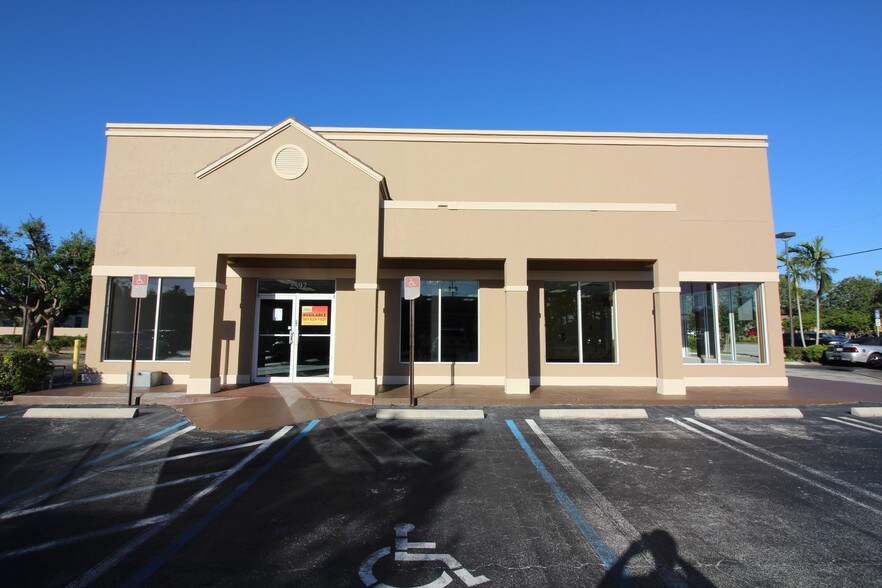 More Photos Of 2532-2592 W Indiantown Rd, Jupiter Unknown For Lease
