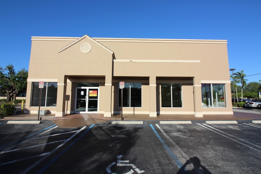 More Photos Of 2532-2592 W Indiantown Rd, Jupiter Unknown For Lease