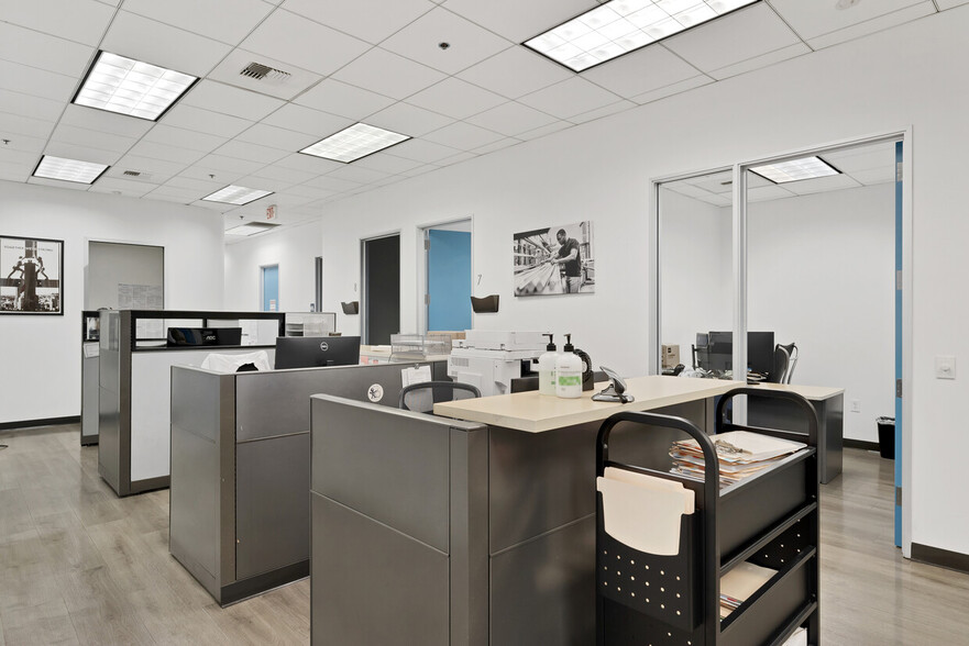 More Photos Of 17232 Red Hill Ave, Irvine Healthcare For Lease