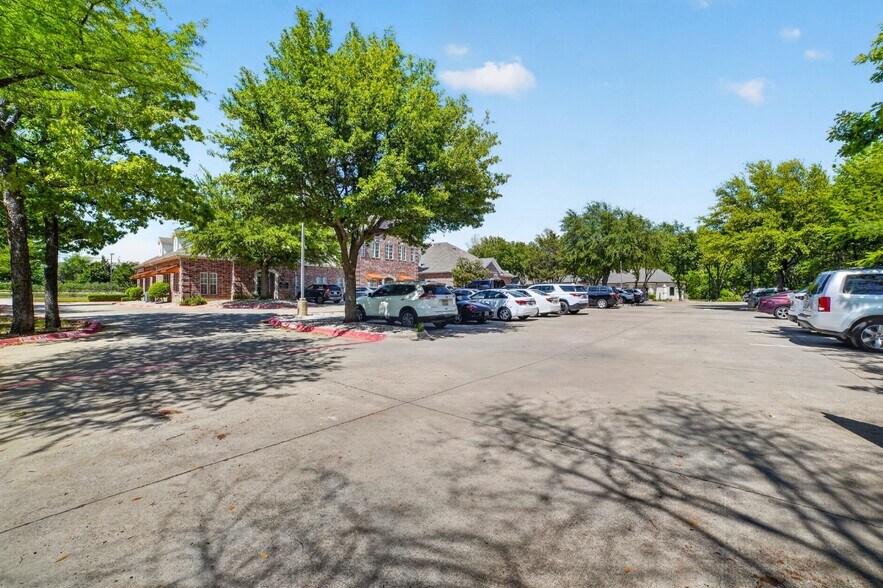 More Photos Of 2321 Ira E Woods Ave, Grapevine Medical For Lease