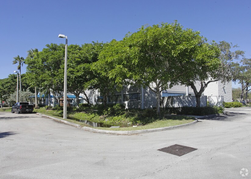 More Photos Of 12350 NW 39th St, Coral Springs Office For Sale