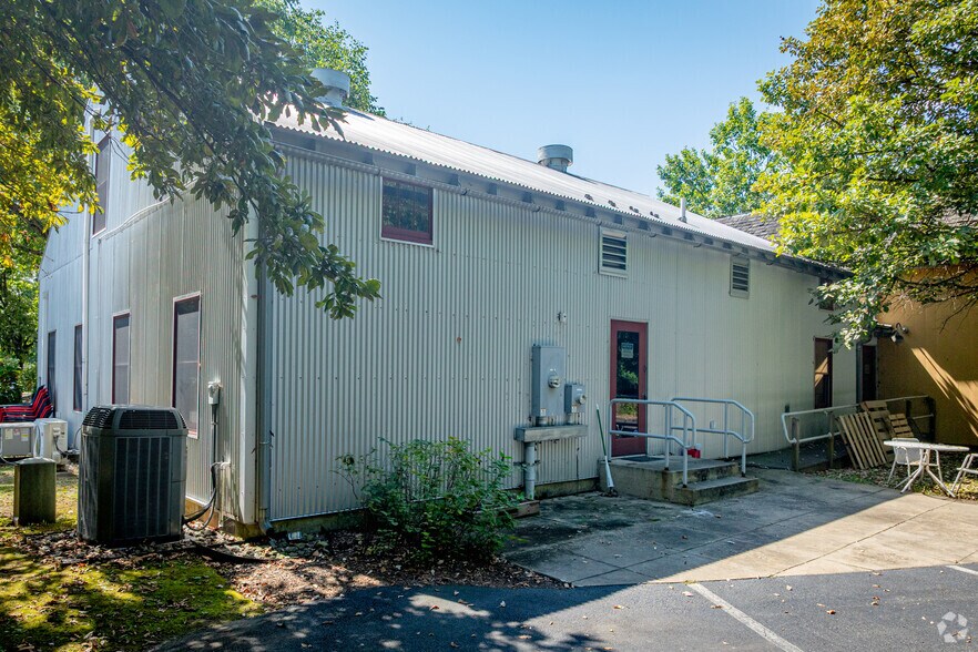 More Photos Of 870 High St, Chestertown Unknown For Sale