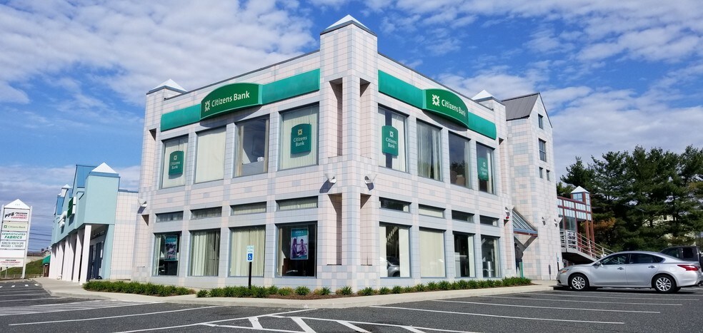 More Photos Of 303 Worcester Rd, Framingham Unknown For Lease