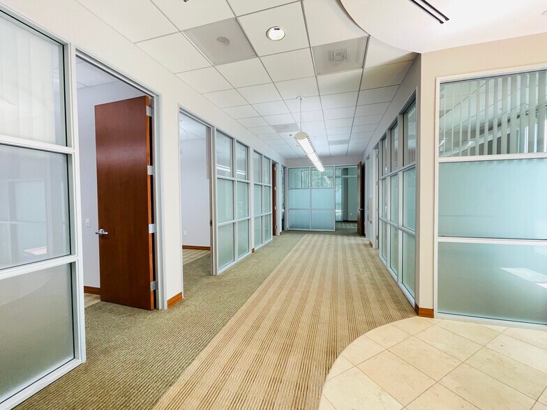 More Photos Of 9070 Irvine Center Dr, Irvine Loft Creative Space For Lease