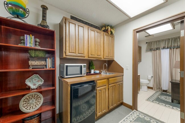 More Photos Of 1719 E 71st St, Tulsa Office Residential For Sale