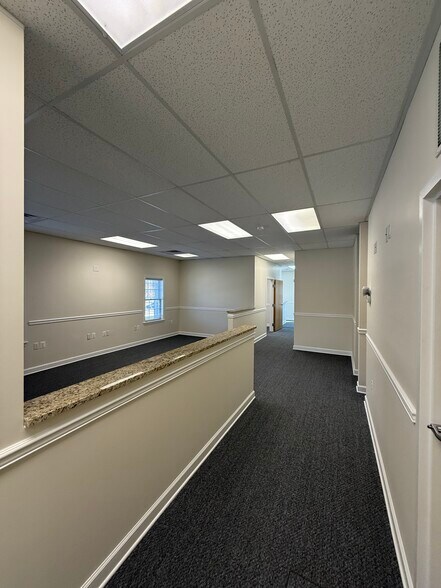 More Photos Of 23077 Three Notch Rd, California Office For Sale