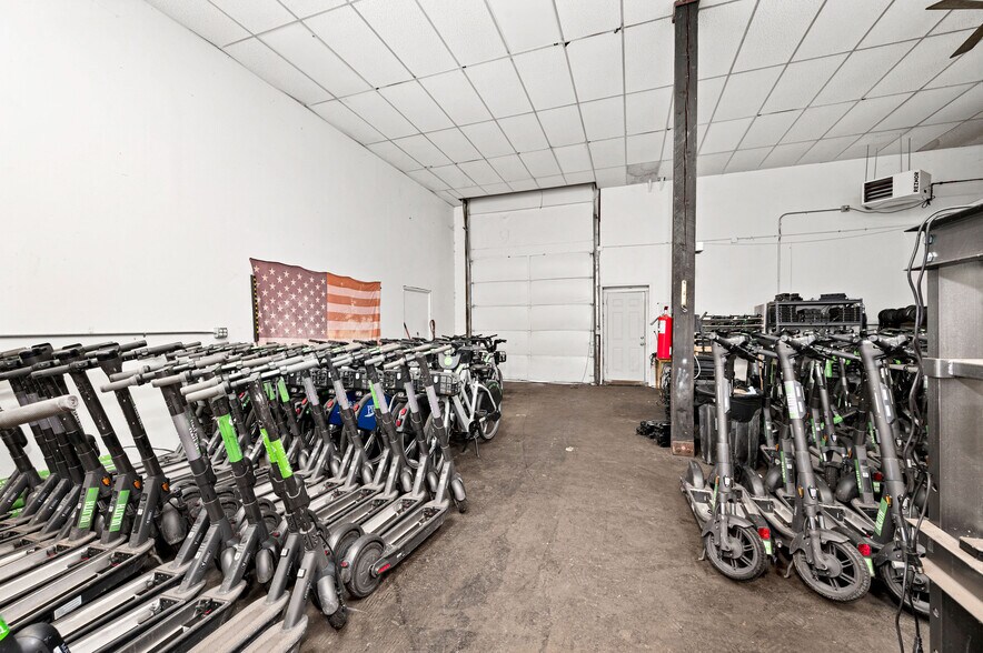 More Photos Of 350 Garfield Ave, Duluth Warehouse For Lease