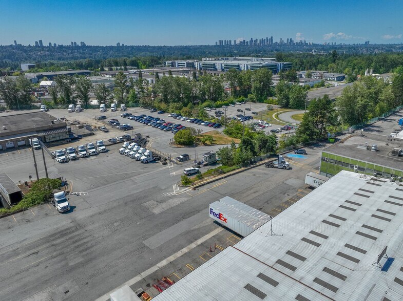 More Photos Of 7890 Express St, Burnaby Warehouse For Lease