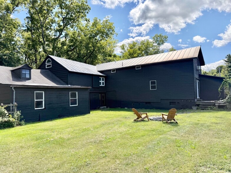 More Photos Of 23 Rothermel Ln, Kinderhook Flex For Sale