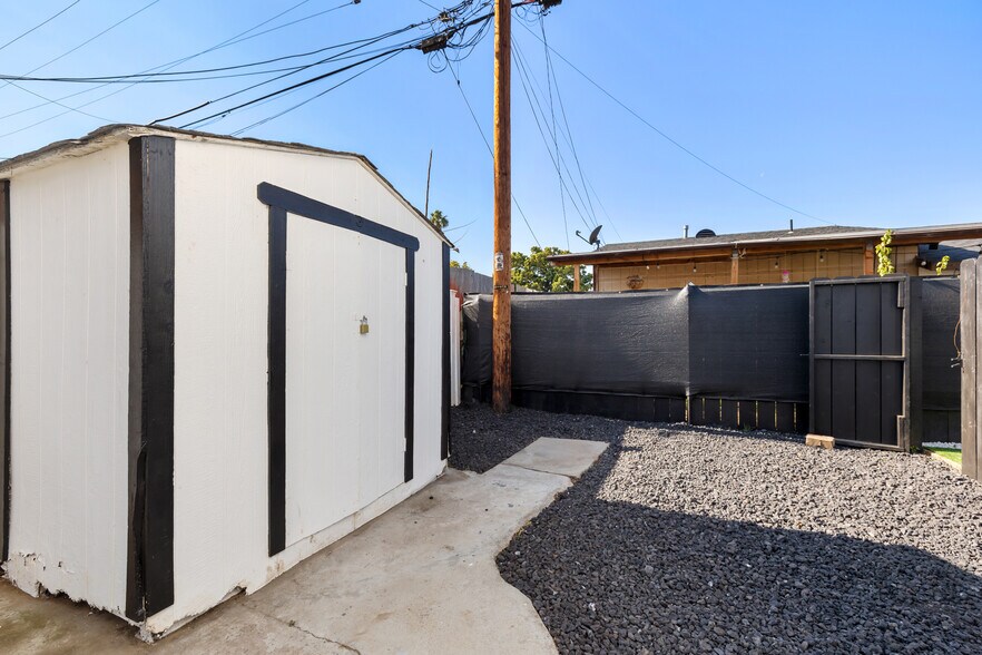 More Photos Of 114 Madison Ave, Chula Vista Apartments For Sale