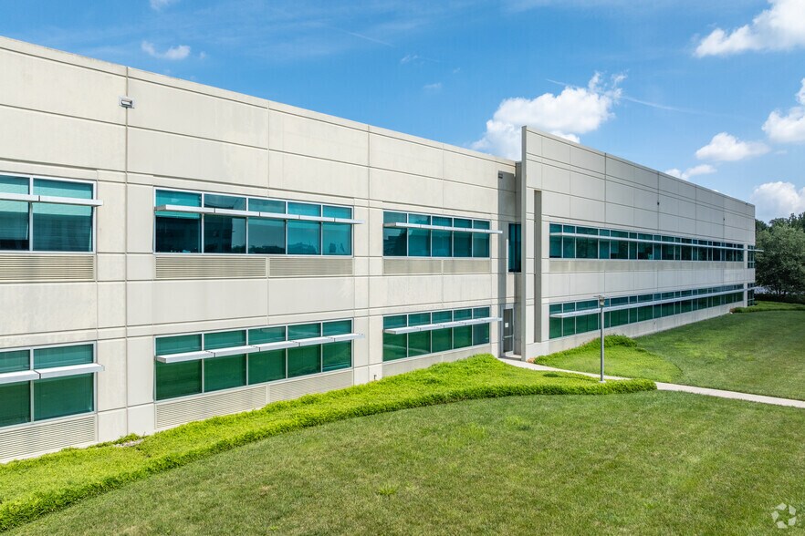 More Photos Of 8193 Dorsey Run Rd, Annapolis Junction Office For Lease