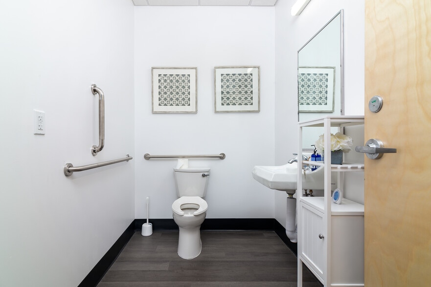 More Photos Of 6803 E Main St, Scottsdale Apartments For Sale