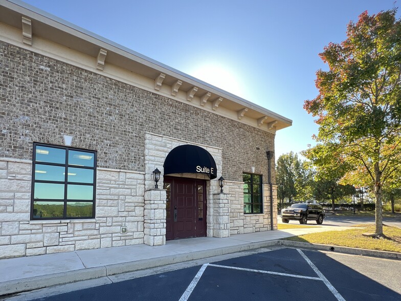 Primary Photo Of 3040 Highlands Pky, Smyrna Medical For Lease