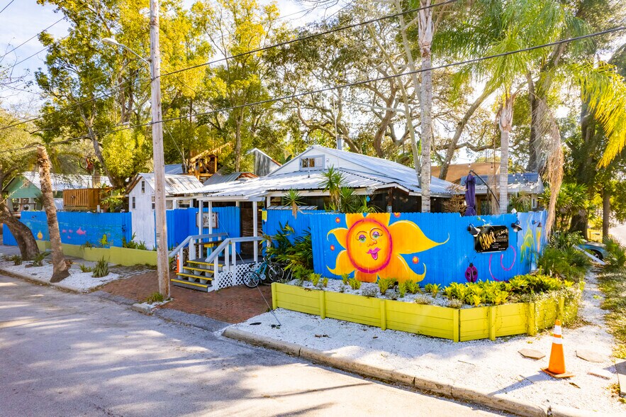 More Photos Of 3109 N Ola Ave, Tampa Hospitality For Sale