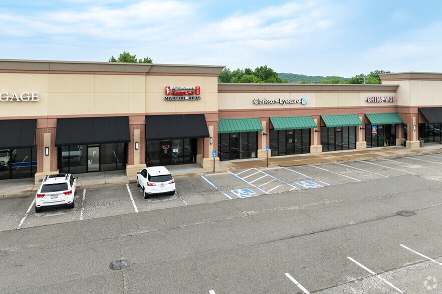 More Photos Of 1209-1279 Main St, Imperial General Retail For Lease