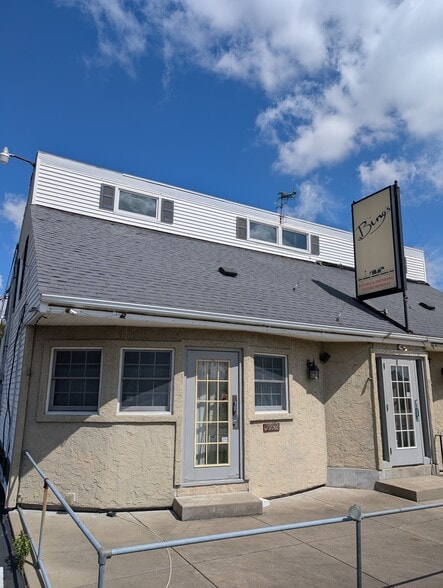 More Photos Of 1952 Kensington Ave, Buffalo Restaurant For Lease