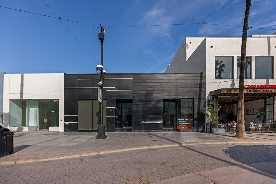 More Photos Of 1245 3rd Street Promenade, Santa Monica Storefront For Lease