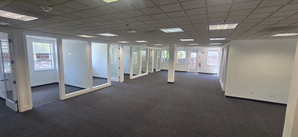 More Photos Of 7300 Healdsburg Ave, Sebastopol Office For Sale