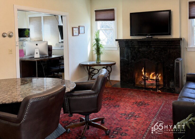 More Photos Of 110 Defense Hwy, Annapolis Office For Sale
