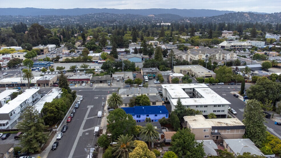 More Photos Of 217 Alden St, Redwood City Apartments For Sale