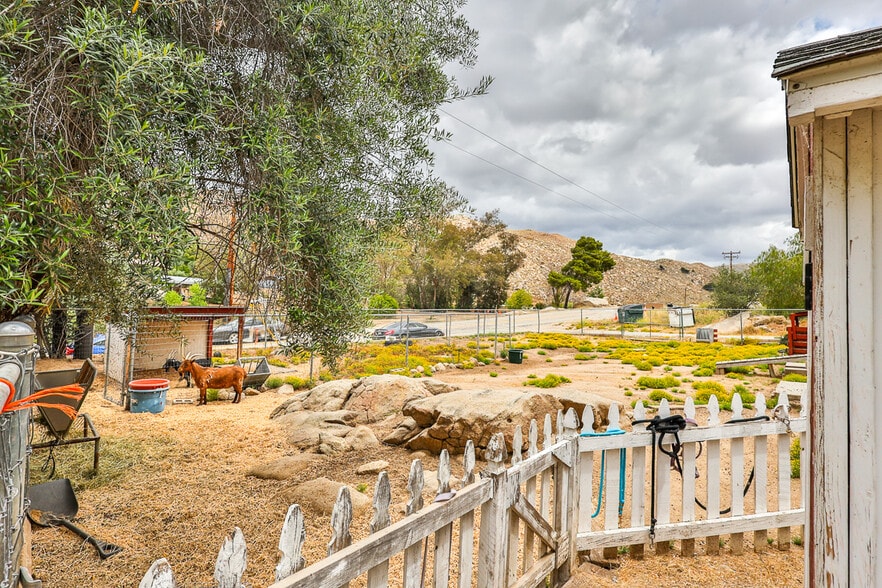 More Photos Of 41431 Gibbel Rd, Hemet Apartments For Sale