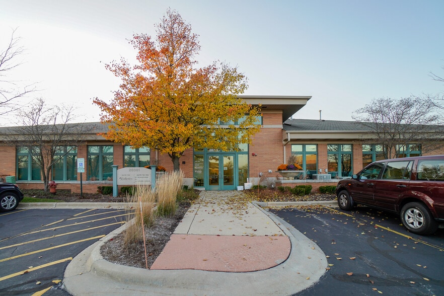 More Photos Of 28381 Davis Pky, Warrenville Office For Lease