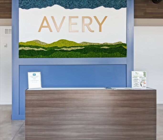 Primary Photo Of 363 Hilliard Ave, Asheville Coworking Space