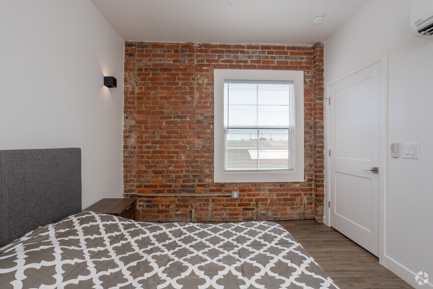 More Photos Of 595 E Broad St, Columbus Apartments For Sale