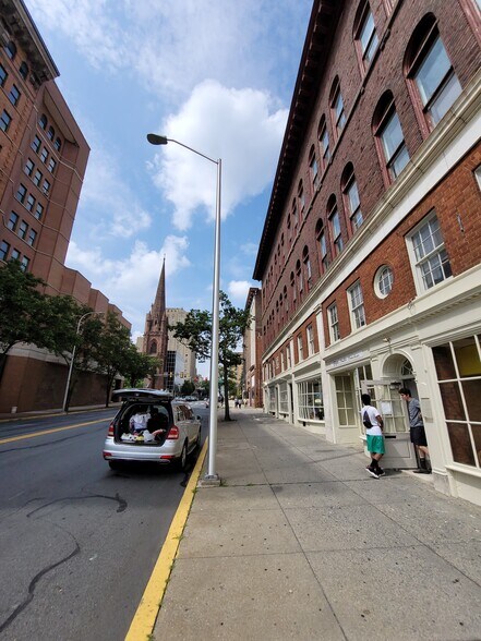 More Photos Of 501 Penn St, Reading Office For Sale