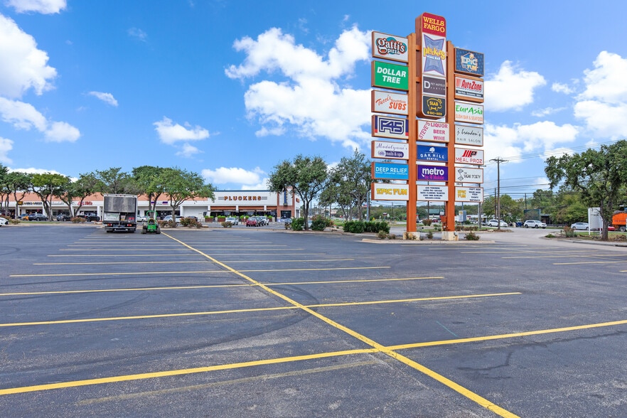 More Photos Of 7101 Hwy 71 W, Austin Unknown For Lease