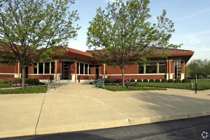 More Photos Of 1601 Ups Dr, Louisville Office For Sale