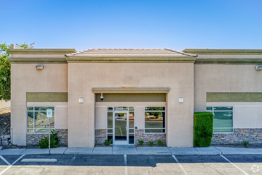 More Photos Of 2012 W Sunset Rd, Henderson Light Manufacturing For Lease