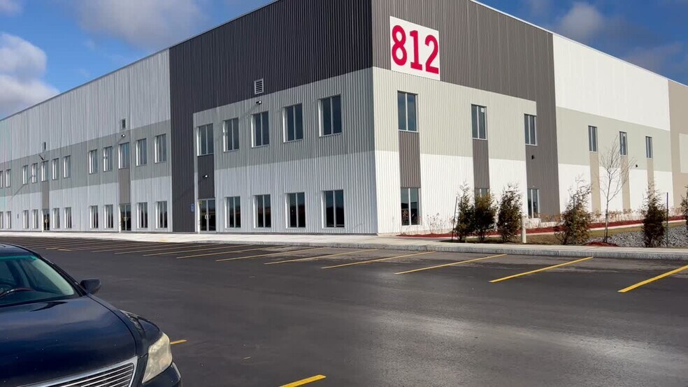 More Photos Of 812 Burton Rd, Vars Warehouse For Lease