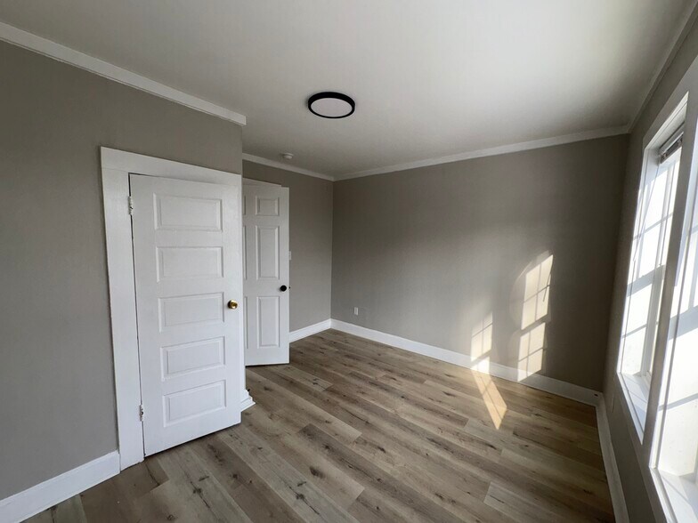 More Photos Of , High Point Multifamily For Sale
