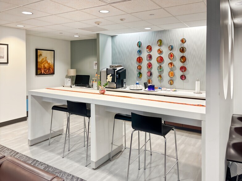 More Photos Of 510 Clinton Sq, Rochester Coworking Space