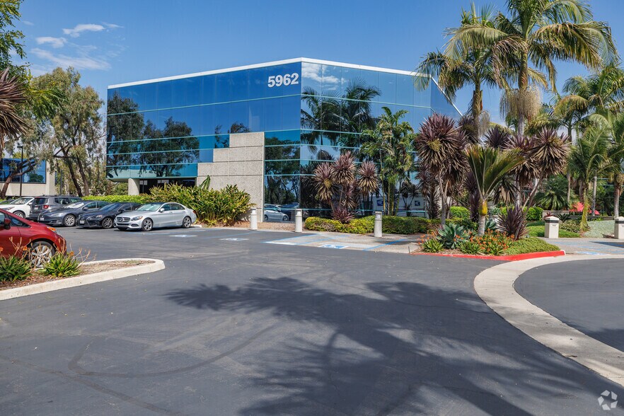 More Photos Of 5962 La Place Ct, Carlsbad Unknown For Lease