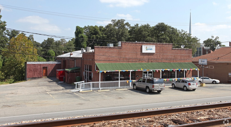 More Photos Of 130 W Charlotte Ave, Mount Holly Restaurant For Sale